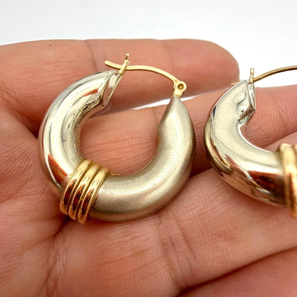 Womens Hoop Earrings 1.15" 14K Two-Tone Gold Chunky Tube White/Yellow Ribbed - Picture 6 of 16